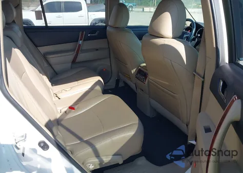 2013 Toyota Highlander Limited z USA, uszkodzony, nr VIN 5TDYK3EH5DS095560